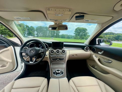 Used 2017 Mercedes-Benz C 300 Sedan image 22
