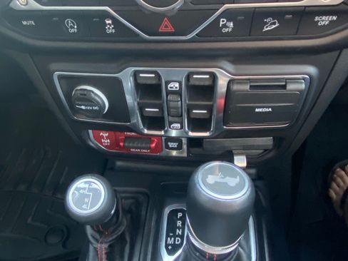 Used 2020 Jeep Wrangler Unlimited Rubicon image 21