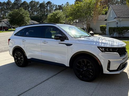 Used 2021 Kia Sorento SX image 4