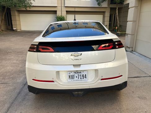 Used 2013 Chevrolet Volt Premium w/ Premium Trim Package image 5