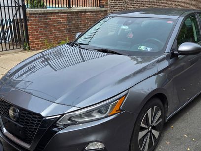 Used 2021 Nissan Altima 2.5 SV