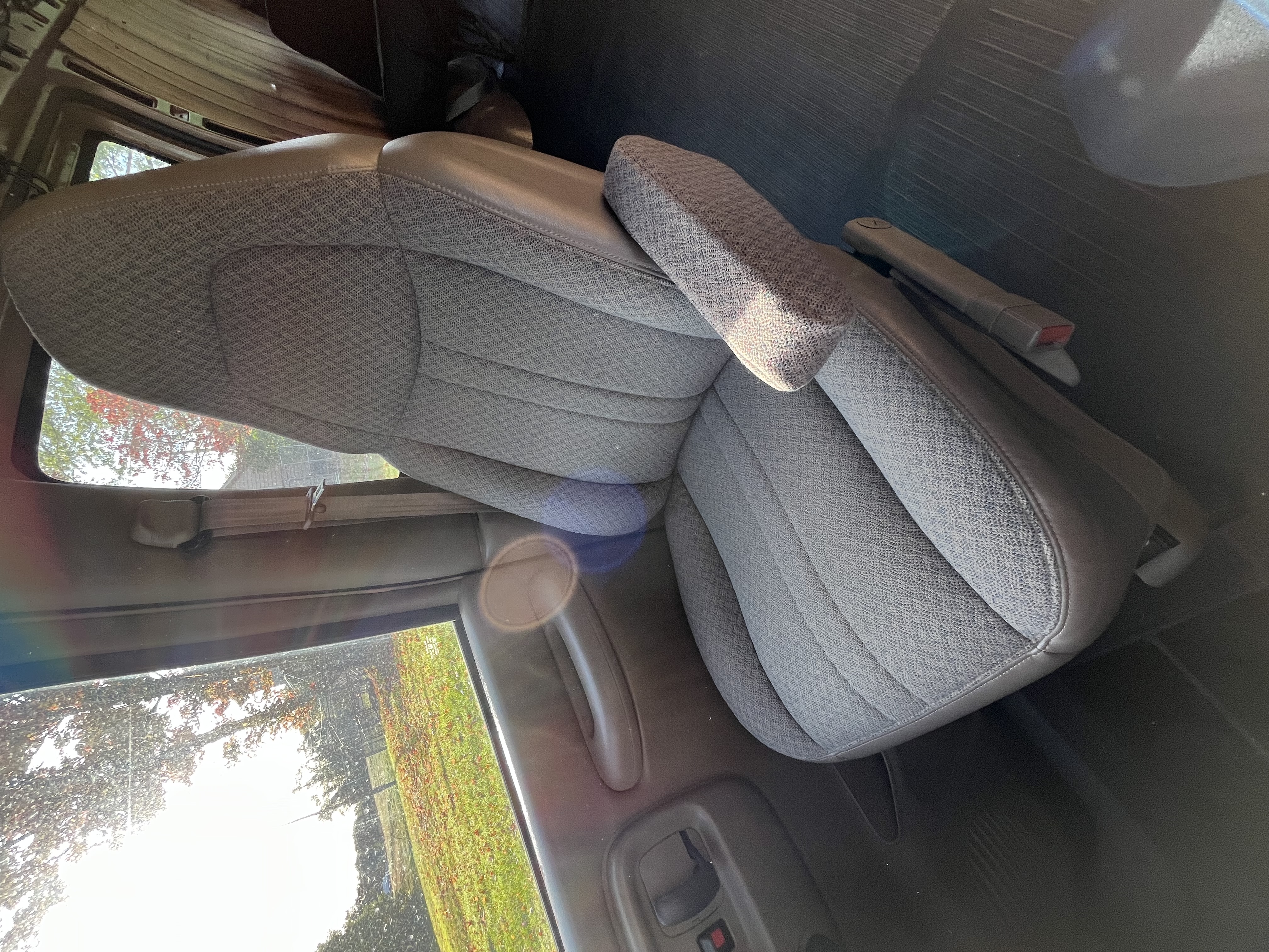 Used 1997 Chevrolet Express 1500 w/ Preferred Equipment Group 2 RWD image 22