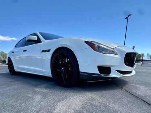 Used 2014 Maserati Quattroporte GTS RWD image 5