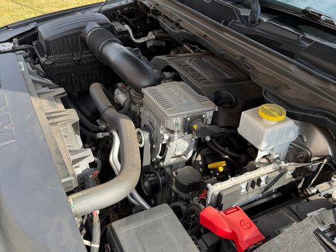 Used 2020 RAM 1500 Laramie image 23