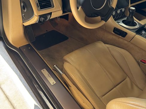 Used 2007 Aston Martin V8 Vantage Coupe RWD image 24