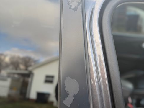 Used 2019 Jeep Cherokee Latitude Plus image 11