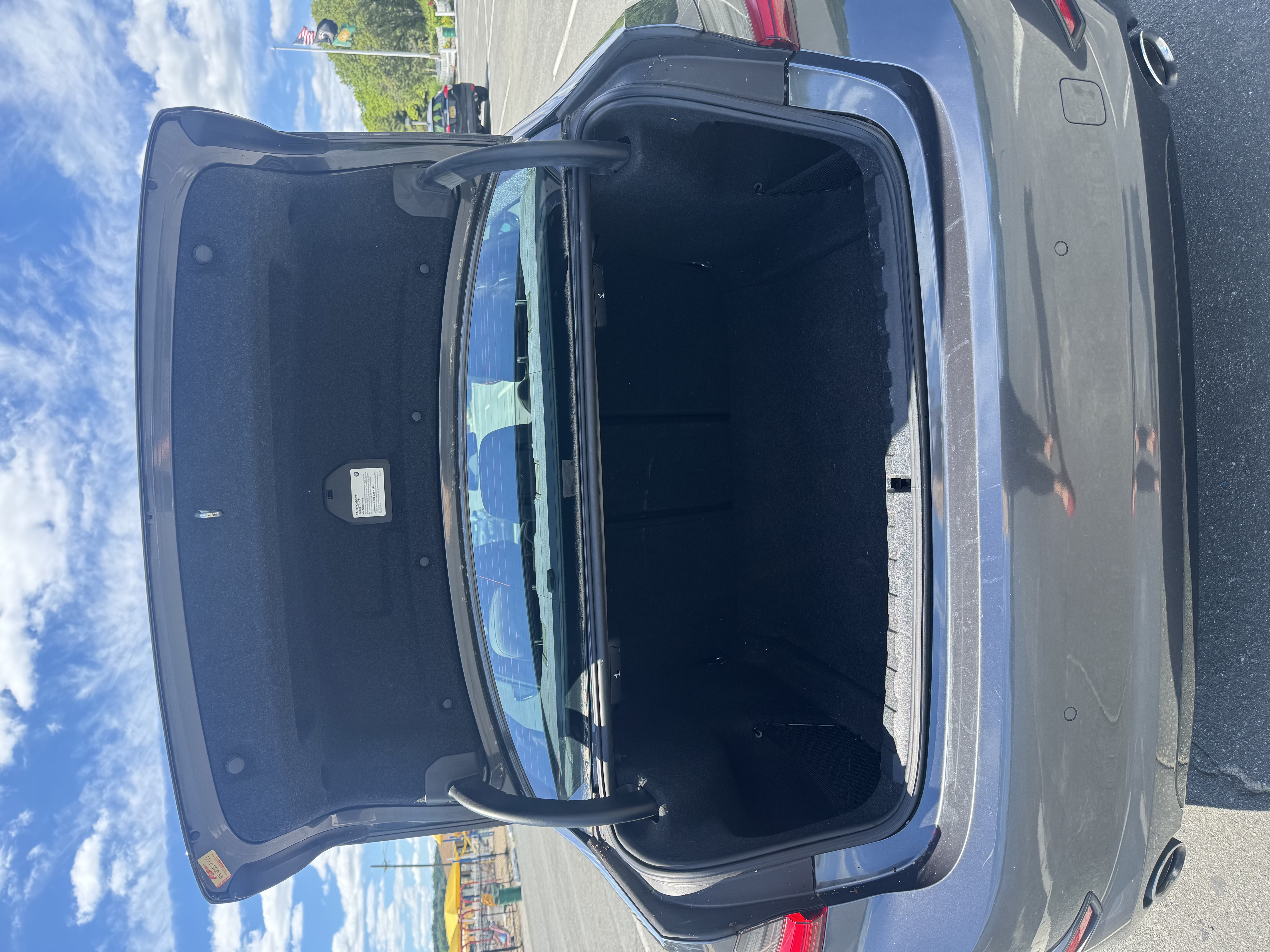 Used 2020 BMW 330i Sedan RWD image 10