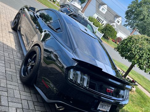 Used 2016 Ford Mustang GT Premium w/ GT Performance Package image 10