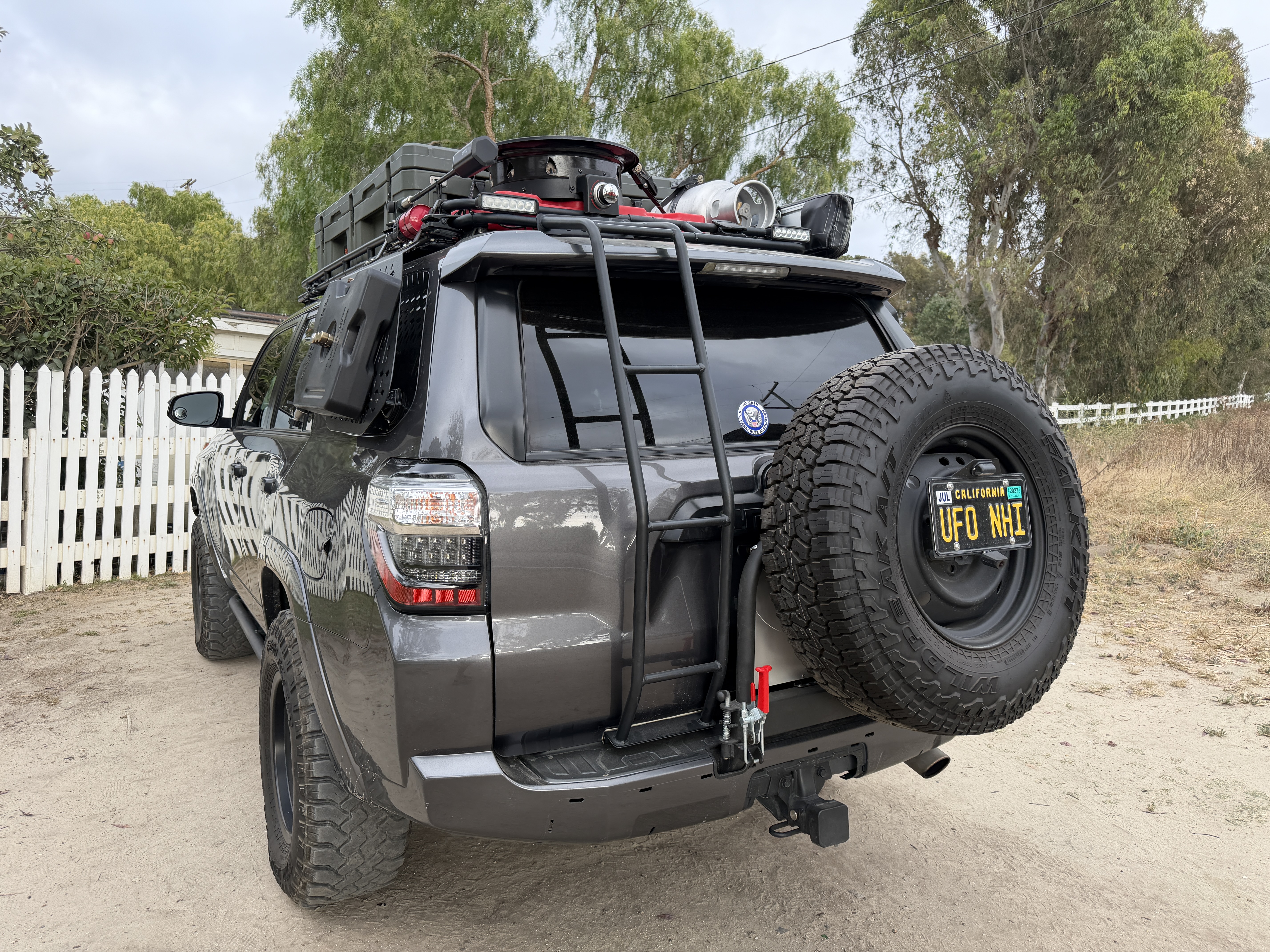 Used 2019 Toyota 4Runner TRD Off-Road AWD/4WD image 12