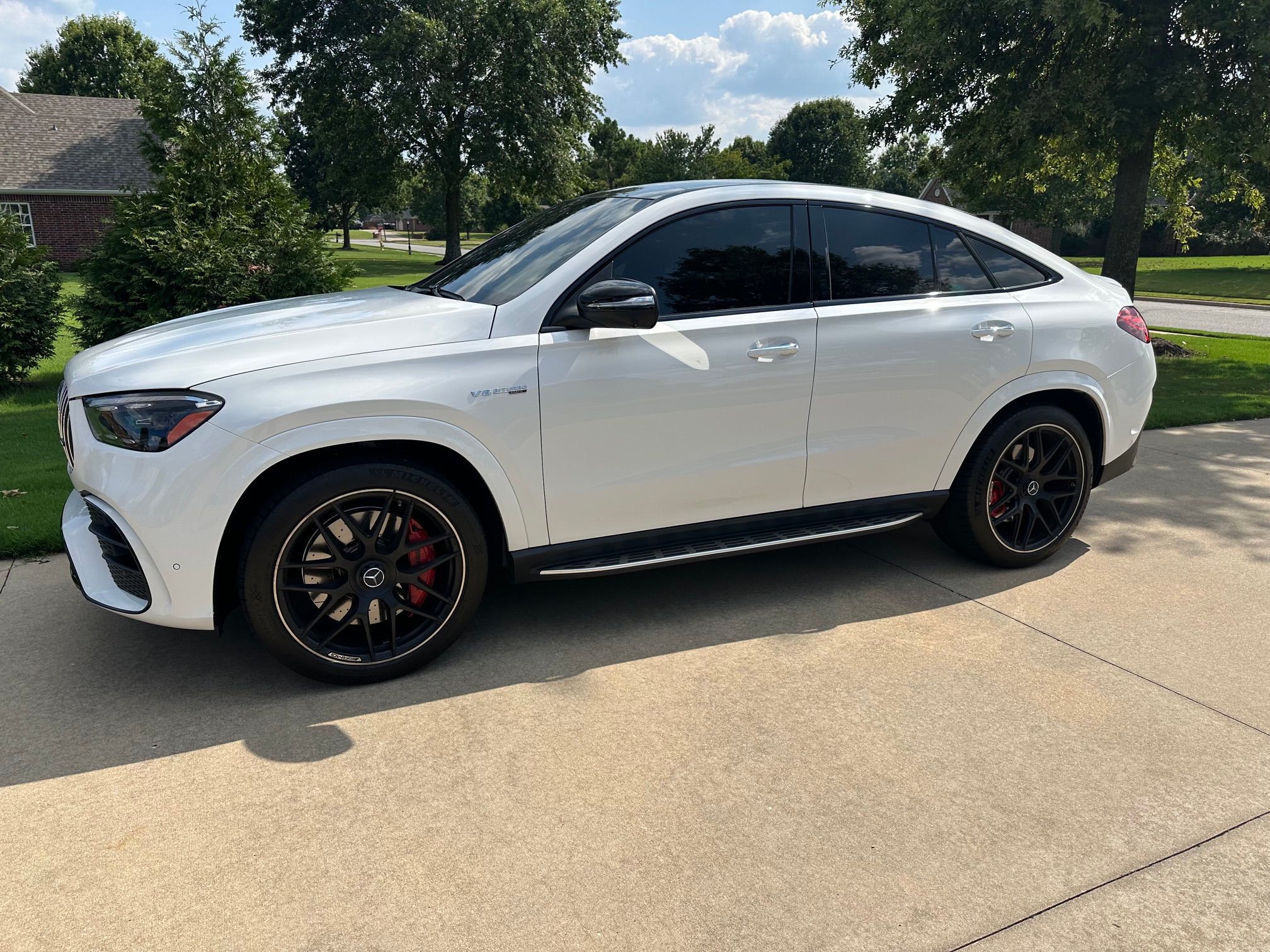 Used 2024 Mercedes-Benz GLE 63 AMG S image 1