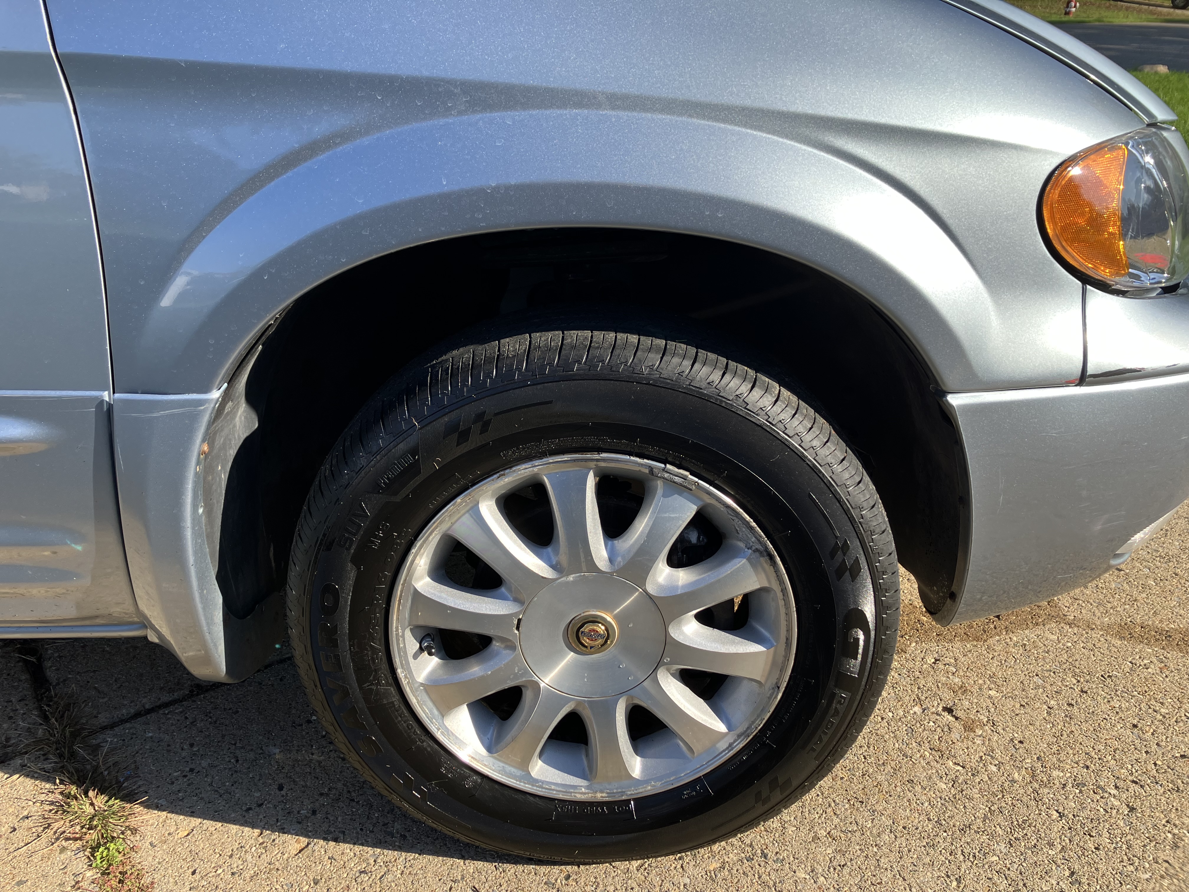 Used 2002 Chrysler Town & Country LXi FWD image 10