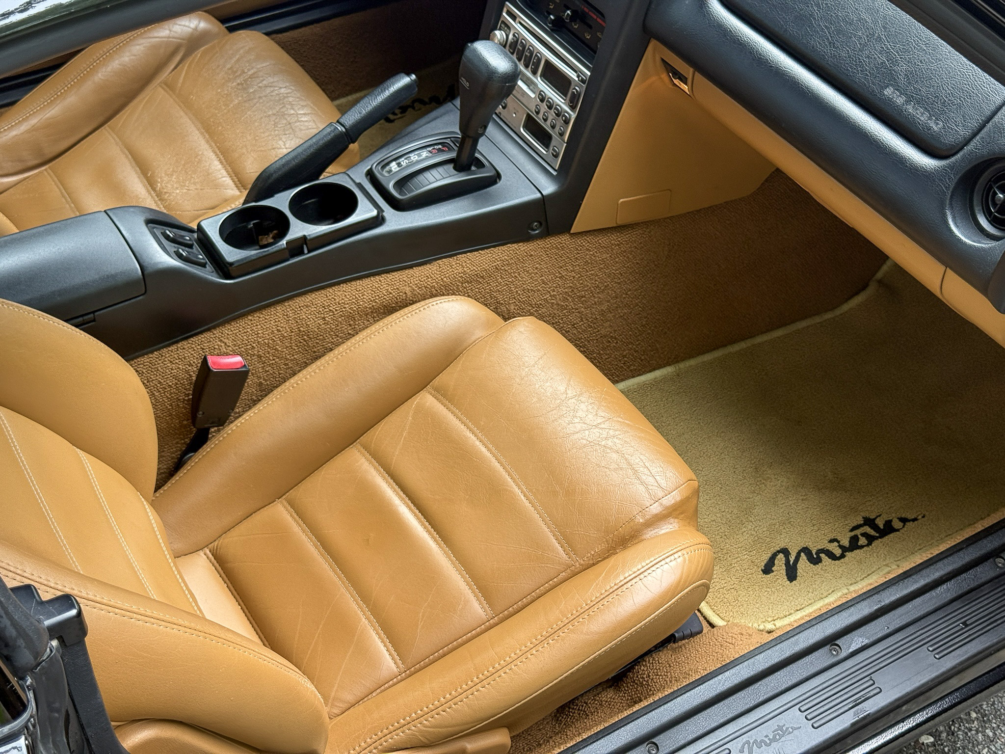 Used 1994 MAZDA MX-5 Miata RWD image 27