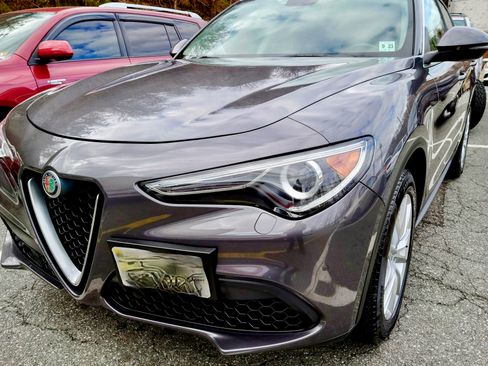 Used 2018 Alfa Romeo Stelvio Ti Lusso image 5