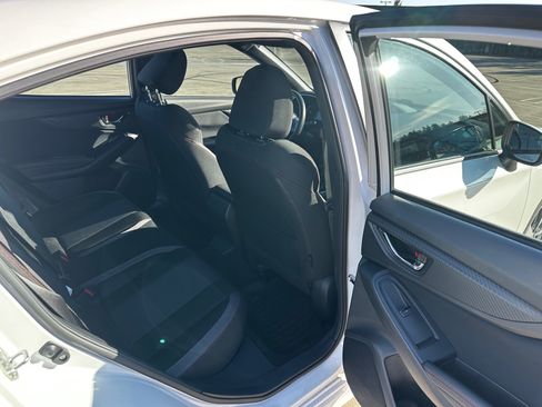 Used 2018 Subaru Impreza 2.0i Sport image 12