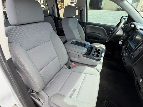 Used 2018 Chevrolet Silverado 1500 LS w/ Trailering Package RWD image 5