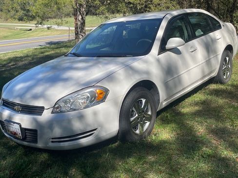 Used 2008 Chevrolet Impala LS image 1