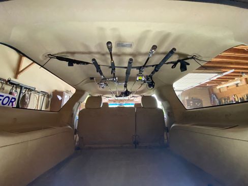 Used 2011 Chevrolet Suburban LT AWD/4WD image 12