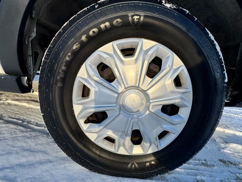 Used 2016 Ford Transit 350 XLT image 12