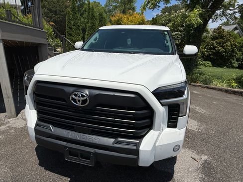 Used 2022 Toyota Tundra SR5 w/ SR5 Premium Package AWD/4WD image 1
