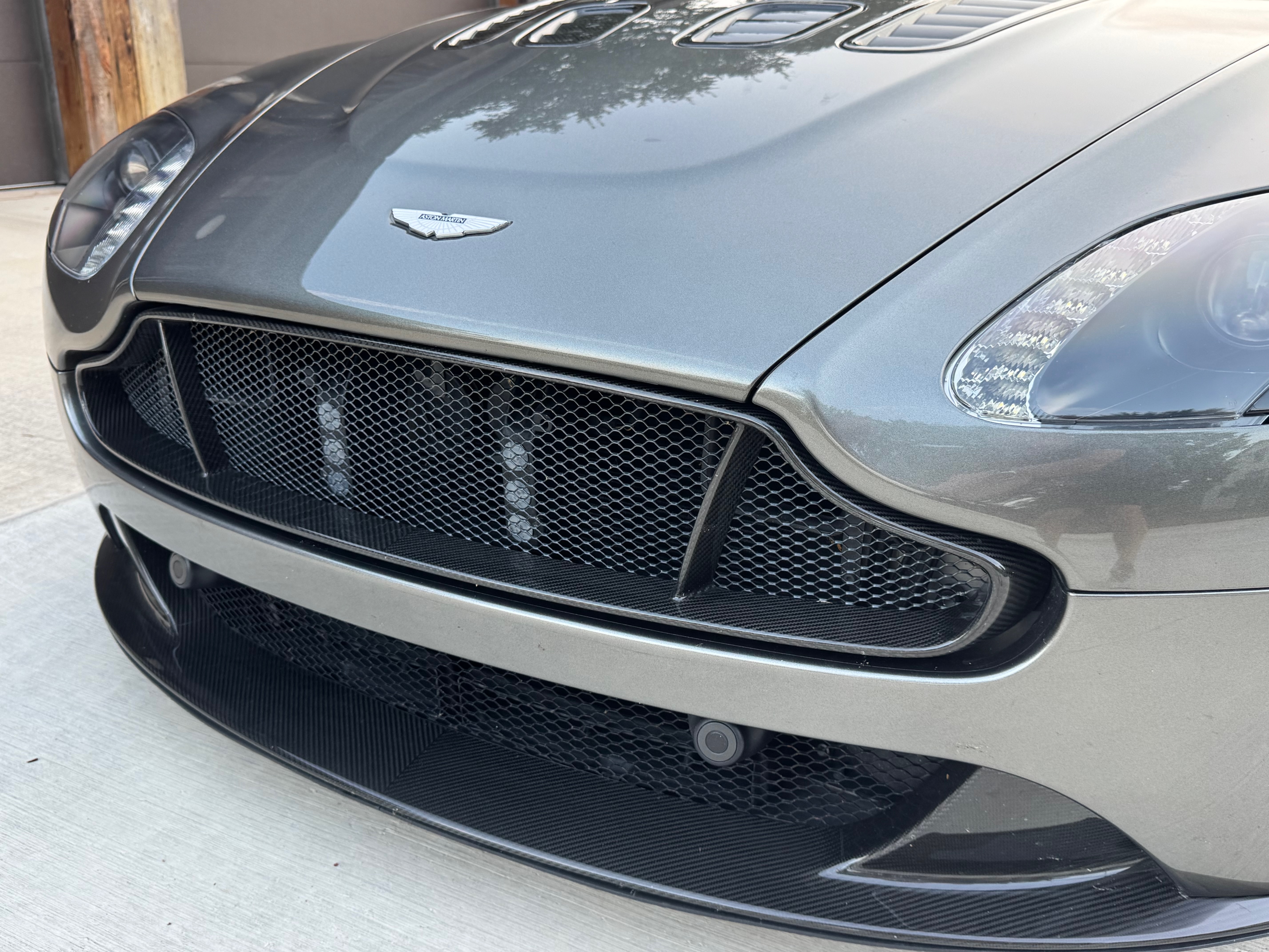 Used 2016 Aston Martin V12 Vantage S RWD image 5