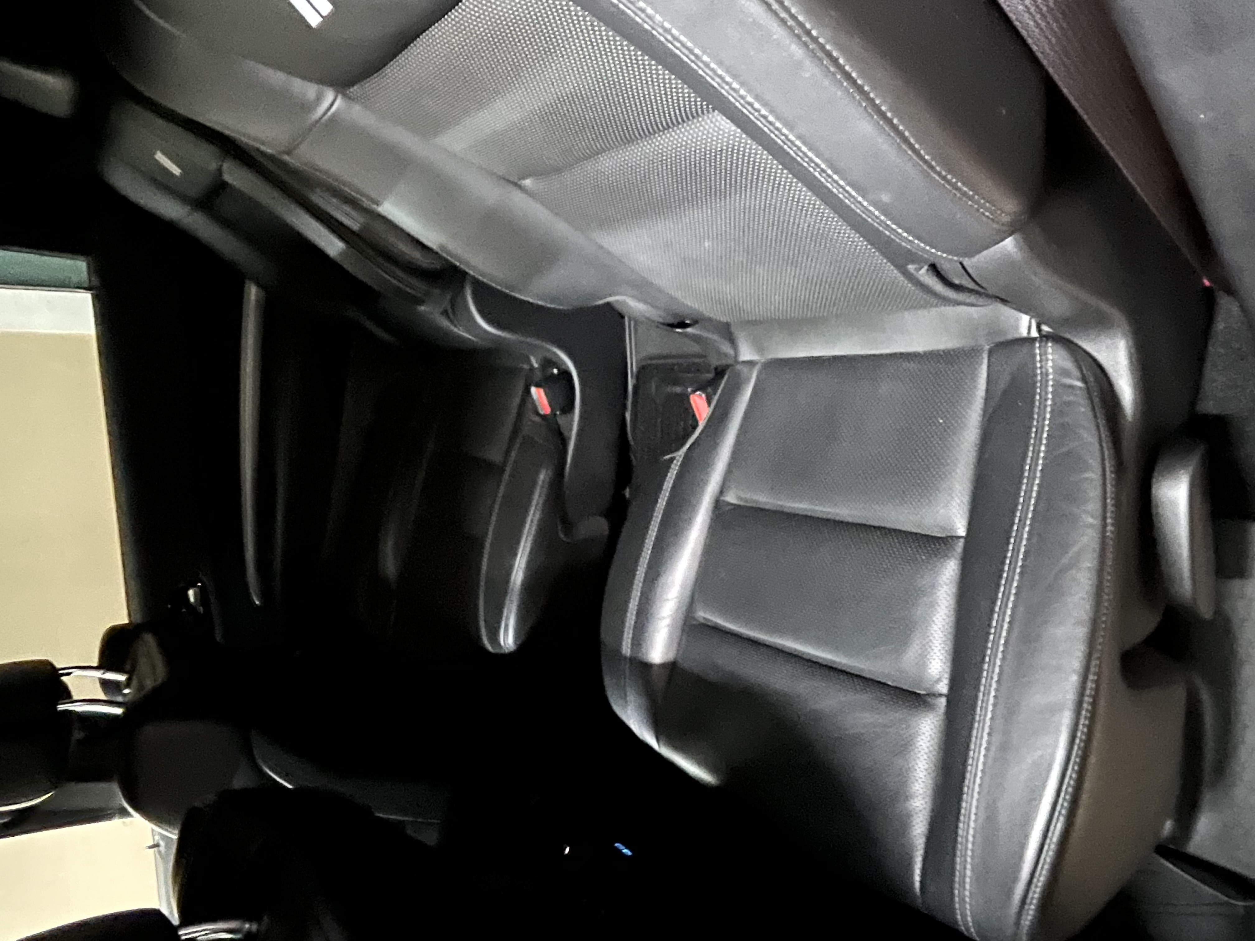 Used 2019 Dodge Durango R/T w/ Technology Group AWD/4WD image 11