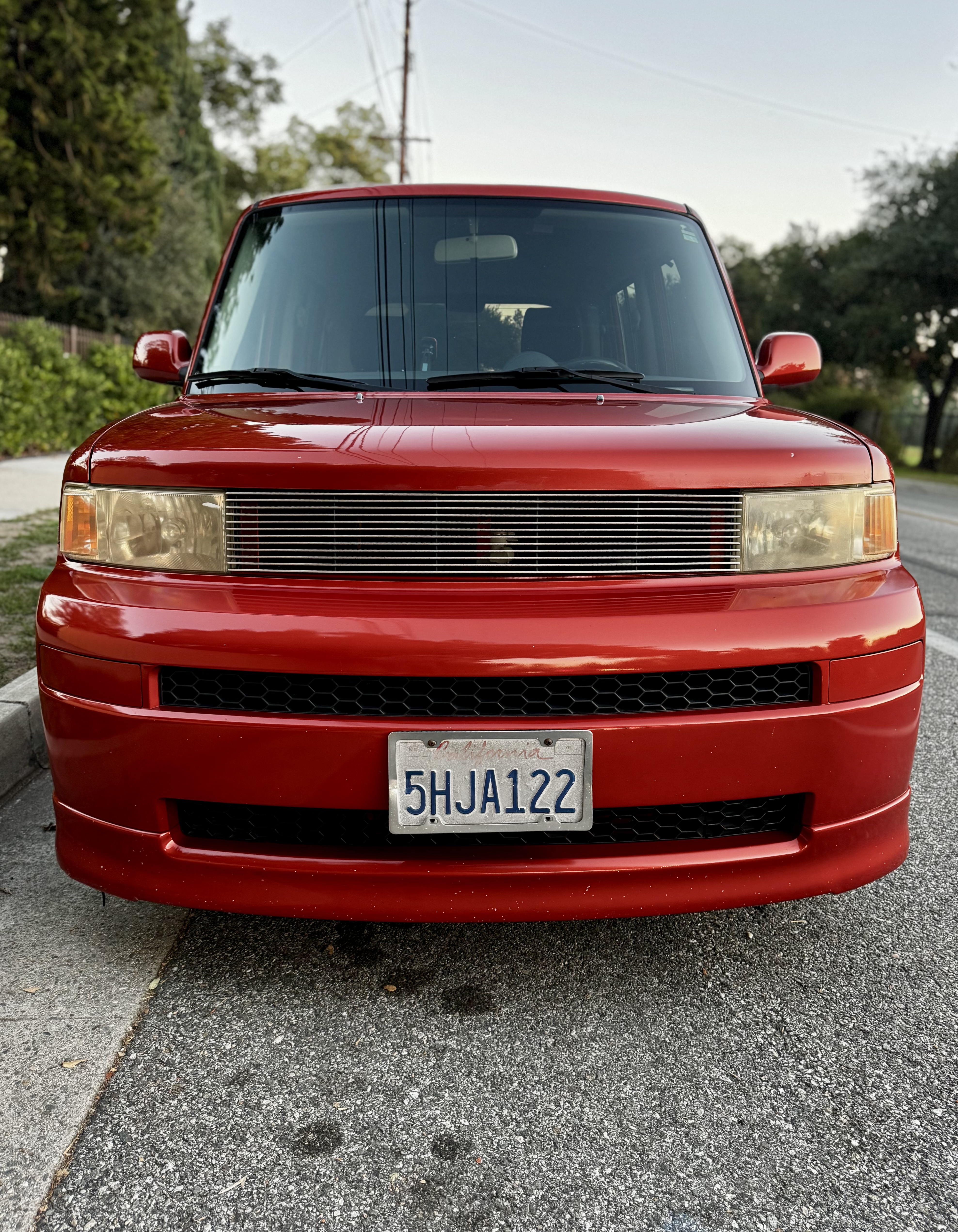 Used 2004 Scion xB FWD image 4