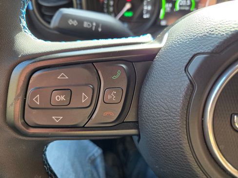 Used 2024 Jeep Wrangler Unlimited Rubicon 4xe w/ Convenience Group image 12