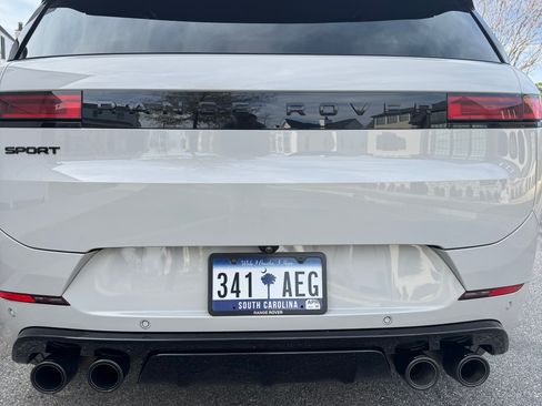 Used 2024 Land Rover Range Rover Sport Dynamic SE image 5