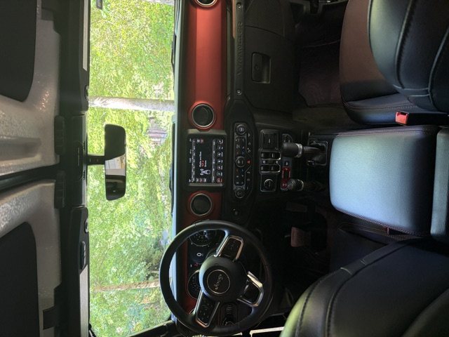 Used 2018 Jeep Wrangler Unlimited Rubicon AWD/4WD image 12
