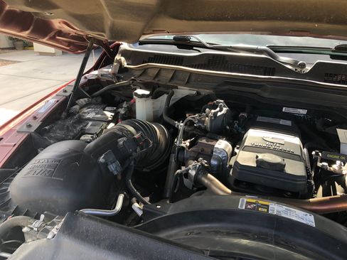 Used 2018 RAM 3500 Laramie image 11