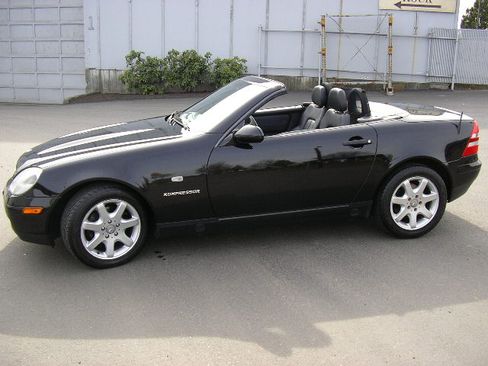 Used 1999 Mercedes-Benz SLK 230 image 5