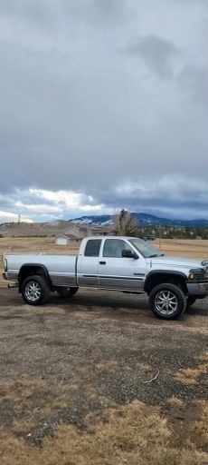 Used 2001 Dodge Ram 2500 Truck 4x4 Quad Cab image 4