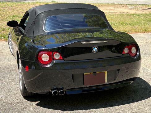 Used 2005 BMW Z4 2.5i RWD image 11
