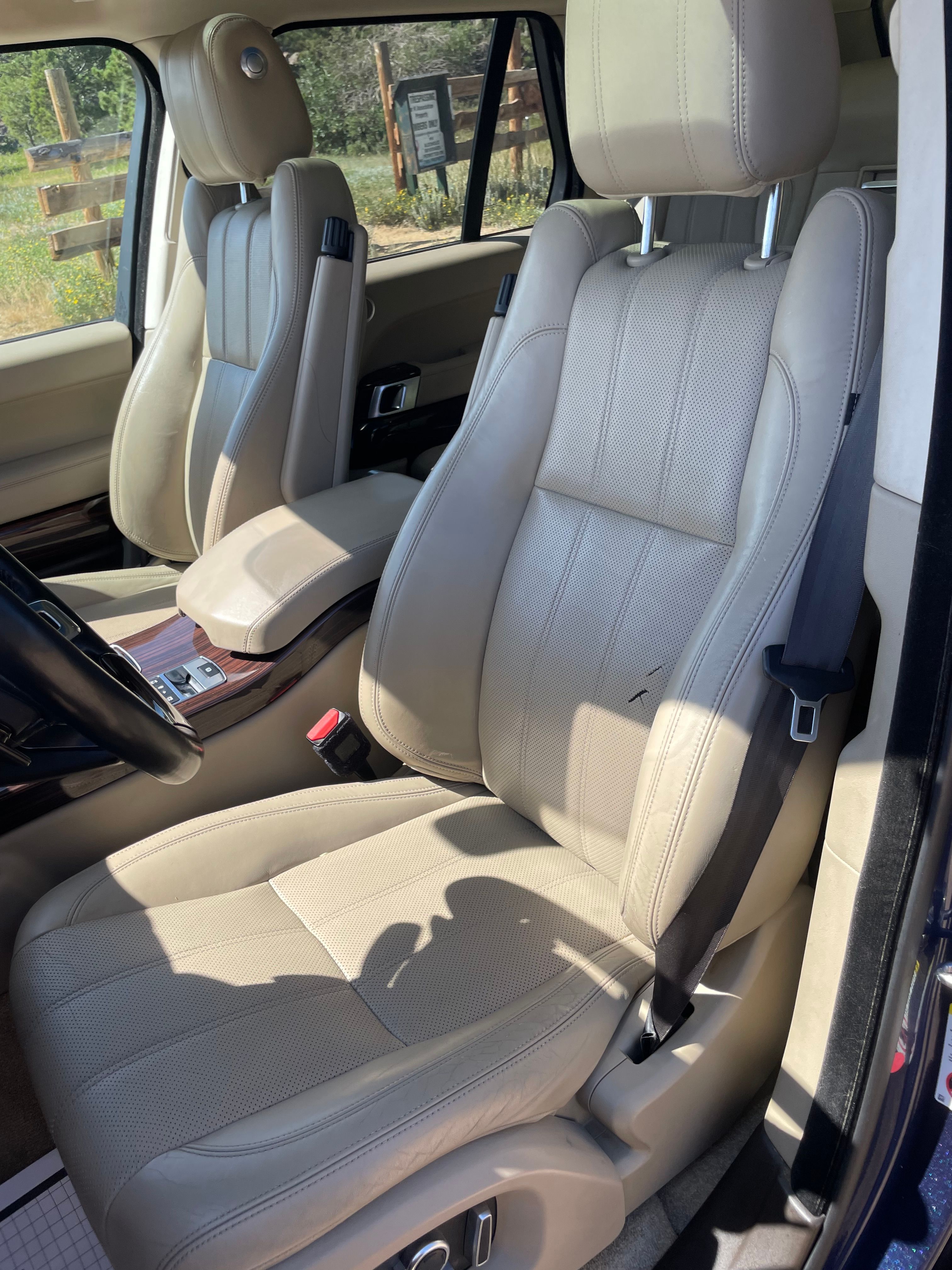 Used 2017 Land Rover Range Rover HSE AWD/4WD image 10