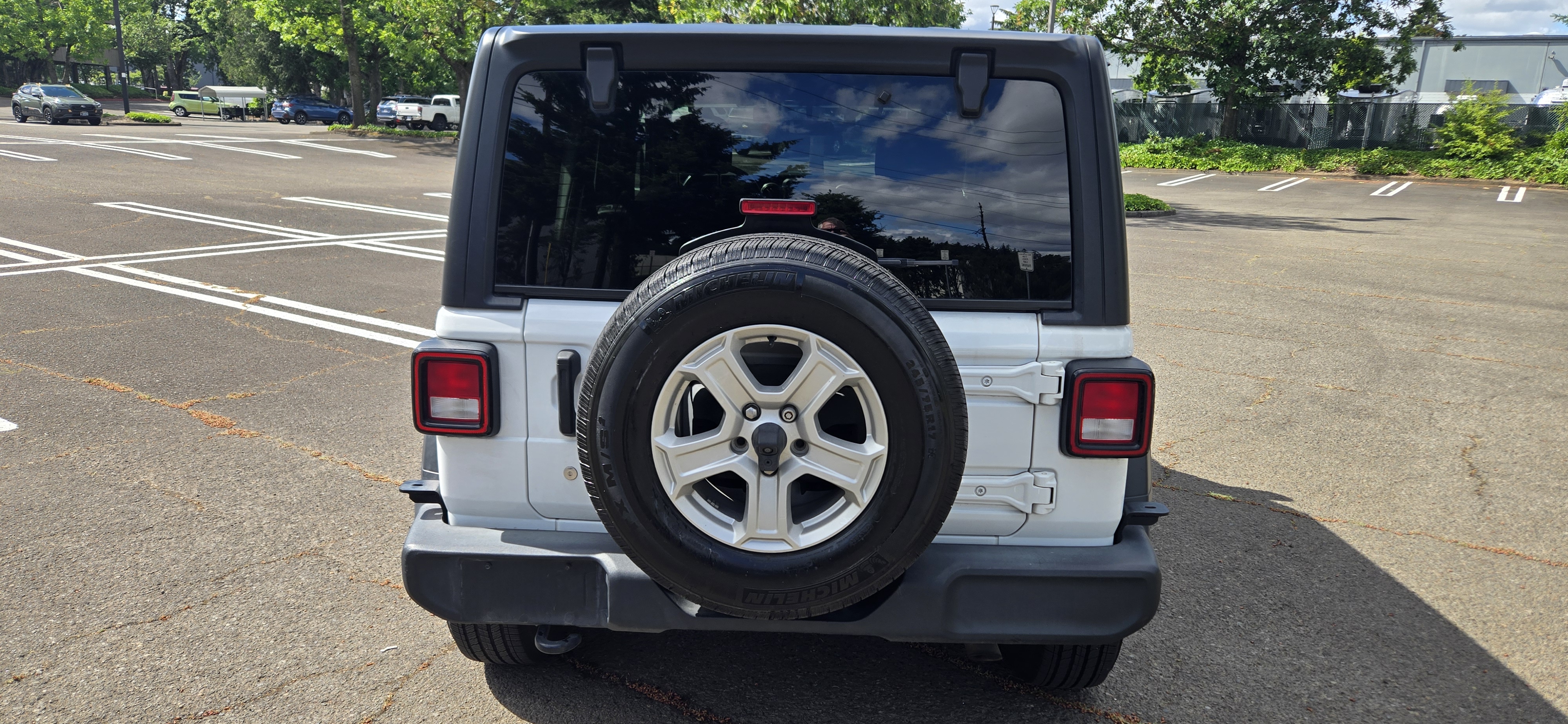 Used 2019 Jeep Wrangler Unlimited Sport S AWD/4WD image 5