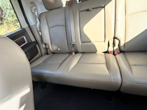 Used 2011 RAM 2500 Laramie w/ Protection Group image 15