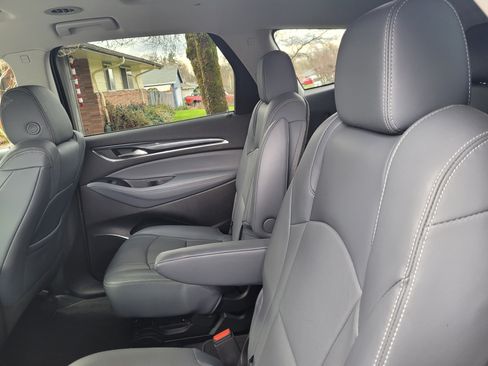 Used 2019 Buick Enclave Premium w/ Experience Buick Package image 20