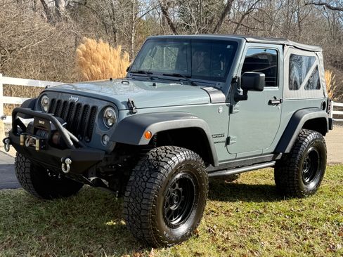 Used 2014 Jeep Wrangler Sport w/ 32" Tire & Wheel Group image 4