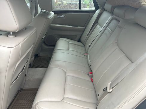 Used 2006 Cadillac DTS FWD image 14