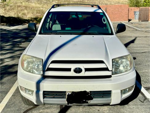 Used 2004 Toyota 4Runner Sport image 2