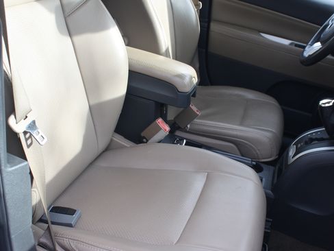 Used 2016 Jeep Compass High Altitude image 15