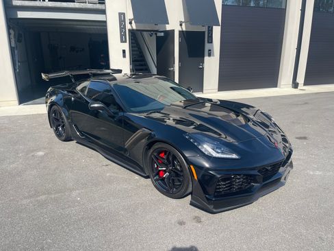 Used 2019 Chevrolet Corvette ZR1 image 10