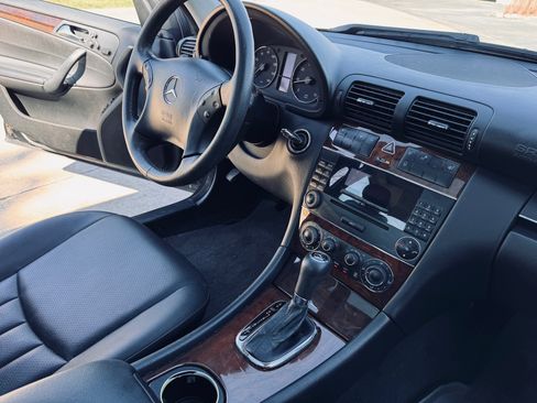 Used 2007 Mercedes-Benz C 280 4MATIC Sedan image 5