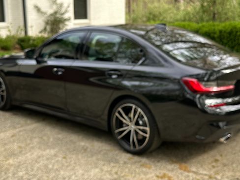 Used 2022 BMW 330i Sedan w/ M Sport Package RWD image 5