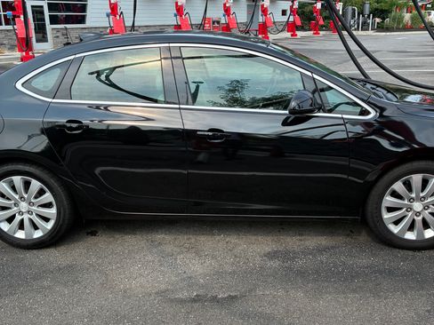 Used 2016 Buick Verano w/ Appearance Package FWD image 8
