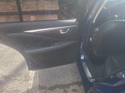 Used 2016 INFINITI Q50 Red Sport 400 image 19