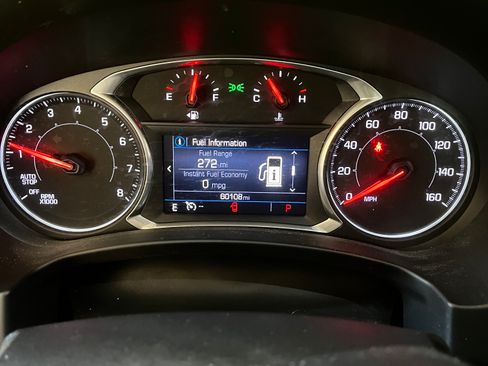 Used 2020 GMC Terrain SLE FWD image 2