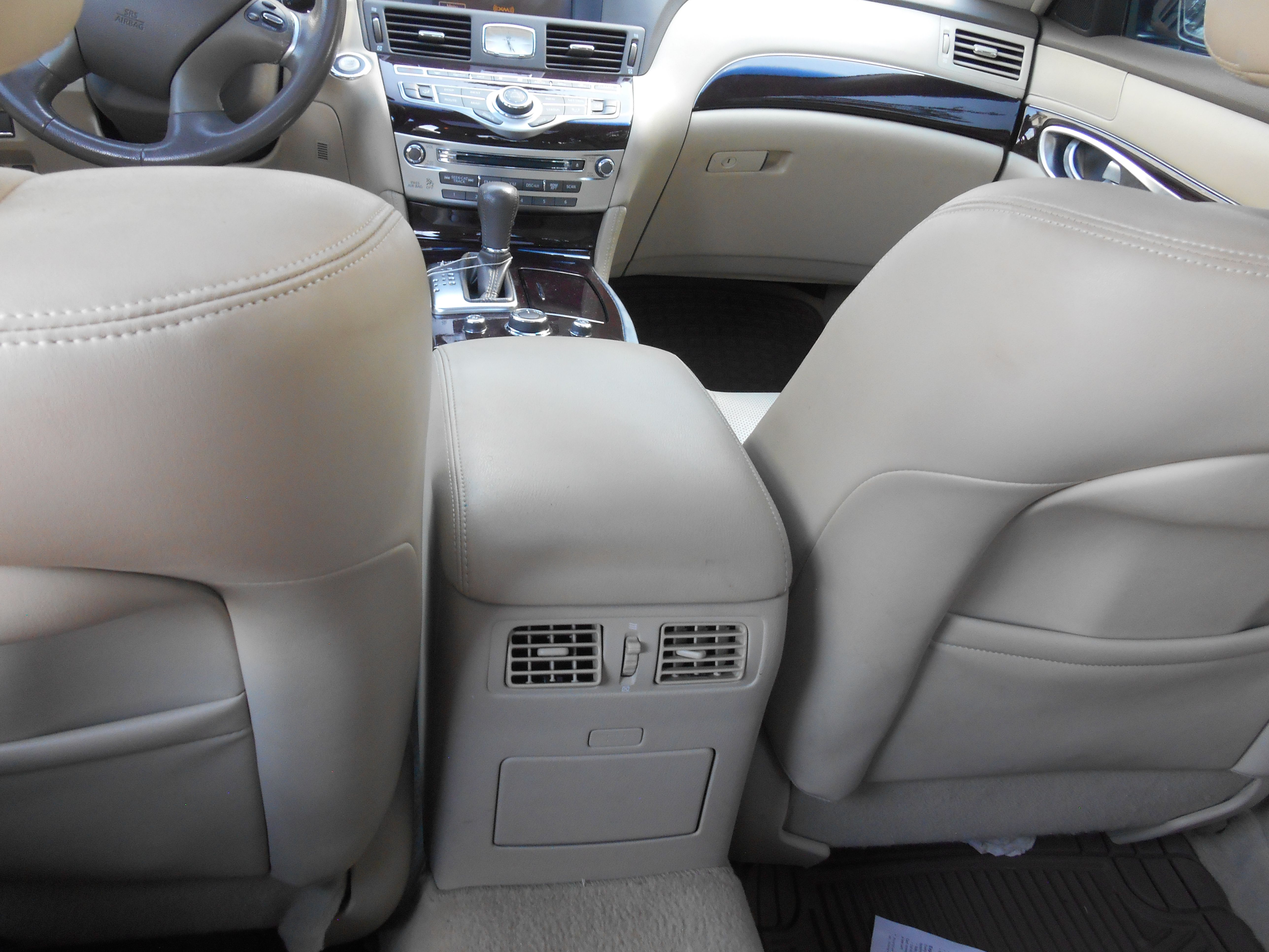 Used 2011 INFINITI M37 x w/ Premium Pkg AWD/4WD image 12
