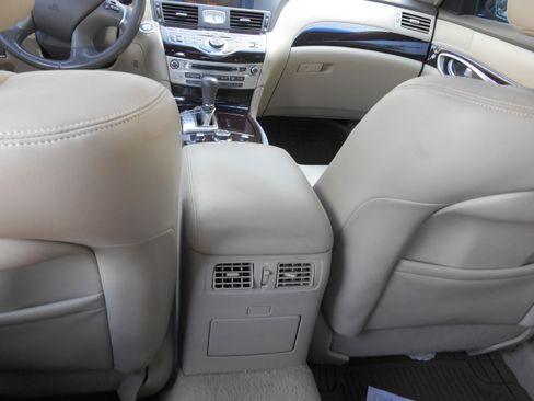 Used 2011 INFINITI M37 x w/ Premium Pkg AWD/4WD image 12