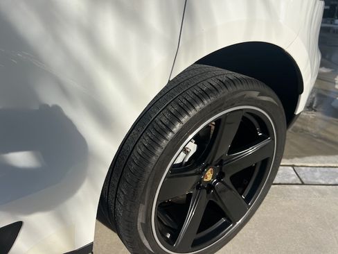 Used 2018 Porsche Macan S image 14